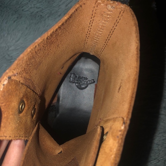 COPY - Dr. Martens Leona boot - Picture 6 of 6